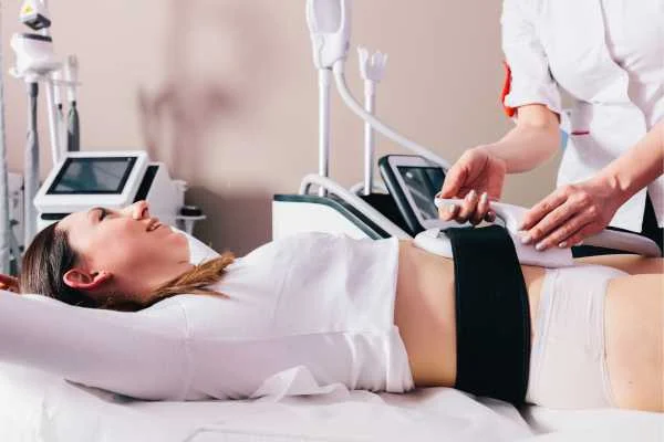 woman having body sculpting to help improve her body image and her mental health Elstree