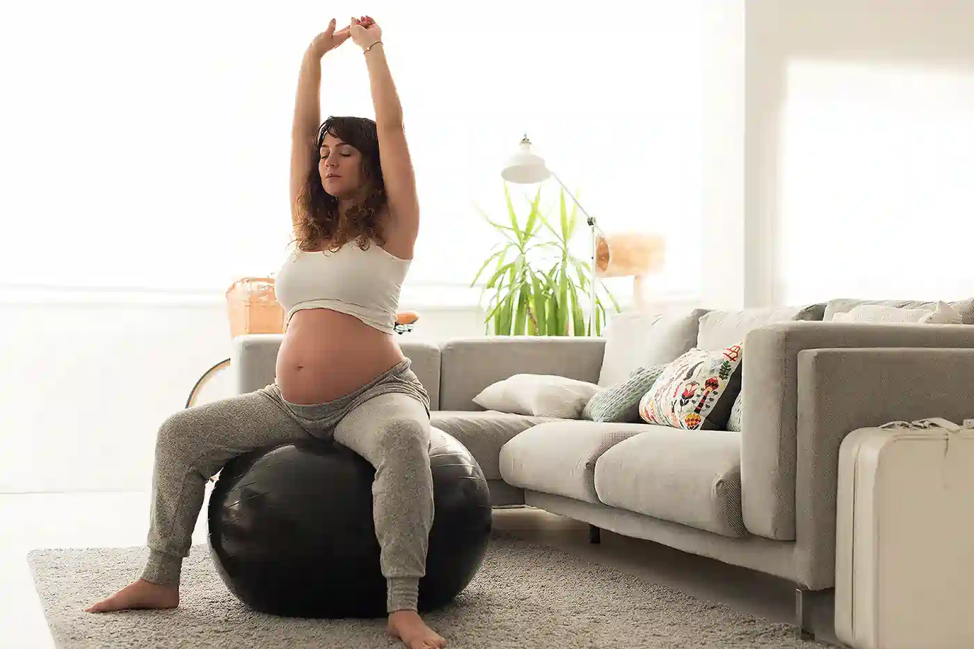 How to Support Your Core Safely During Pregnancy Elstree